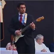 Profesor de guitarra y solfeo para aprender desde cero o retomar la música para todas las edades